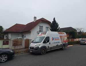 Zateplení stropu rodinného domu pomocí foukané izolace